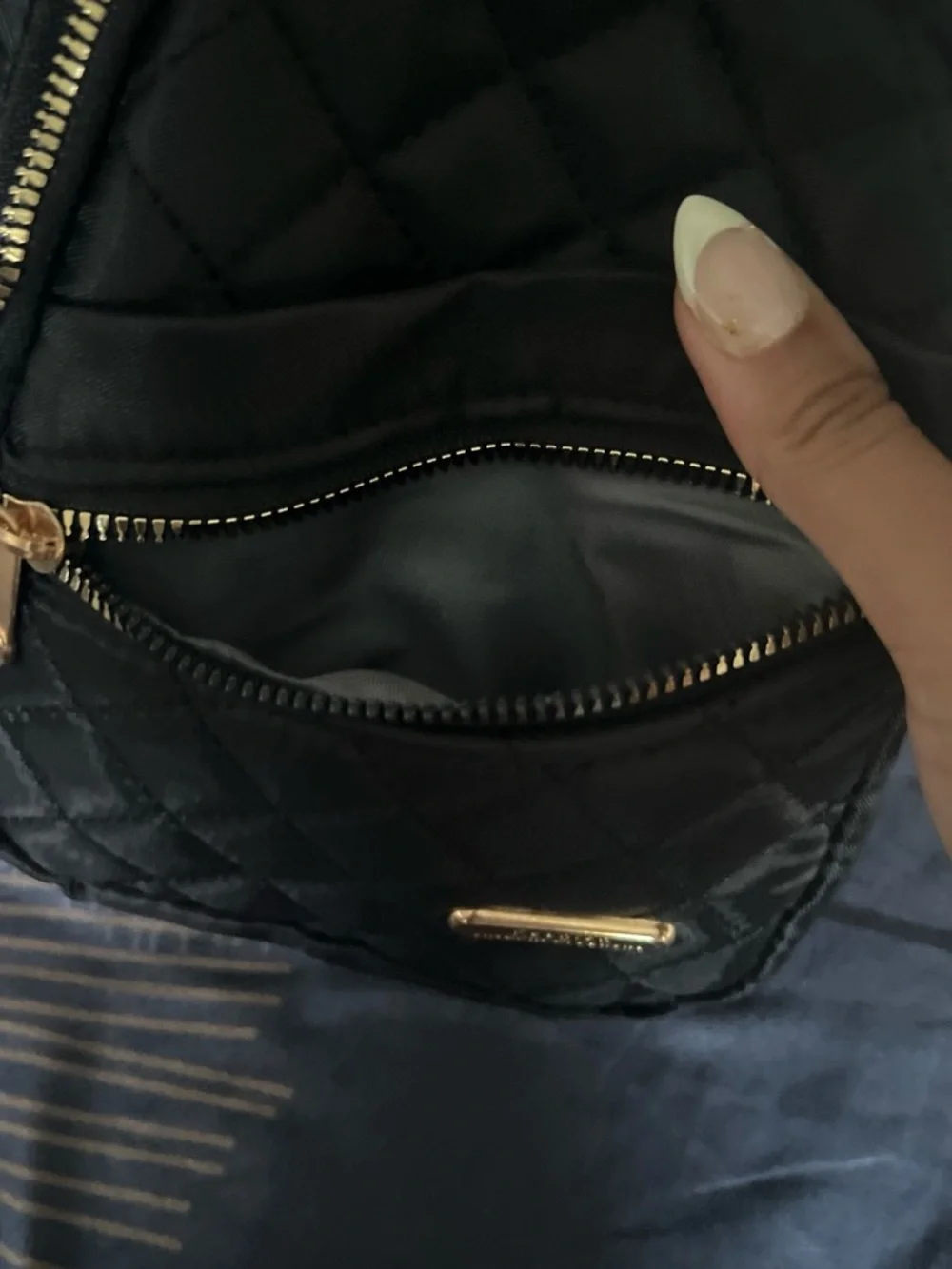 Black Quilted Crossbody Sling Bag - Sleek Everyday Carry